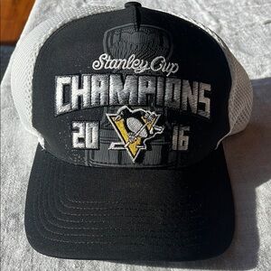 47 2016Stanley Cup Pittsburgh Penguin Champions Black and White Cap